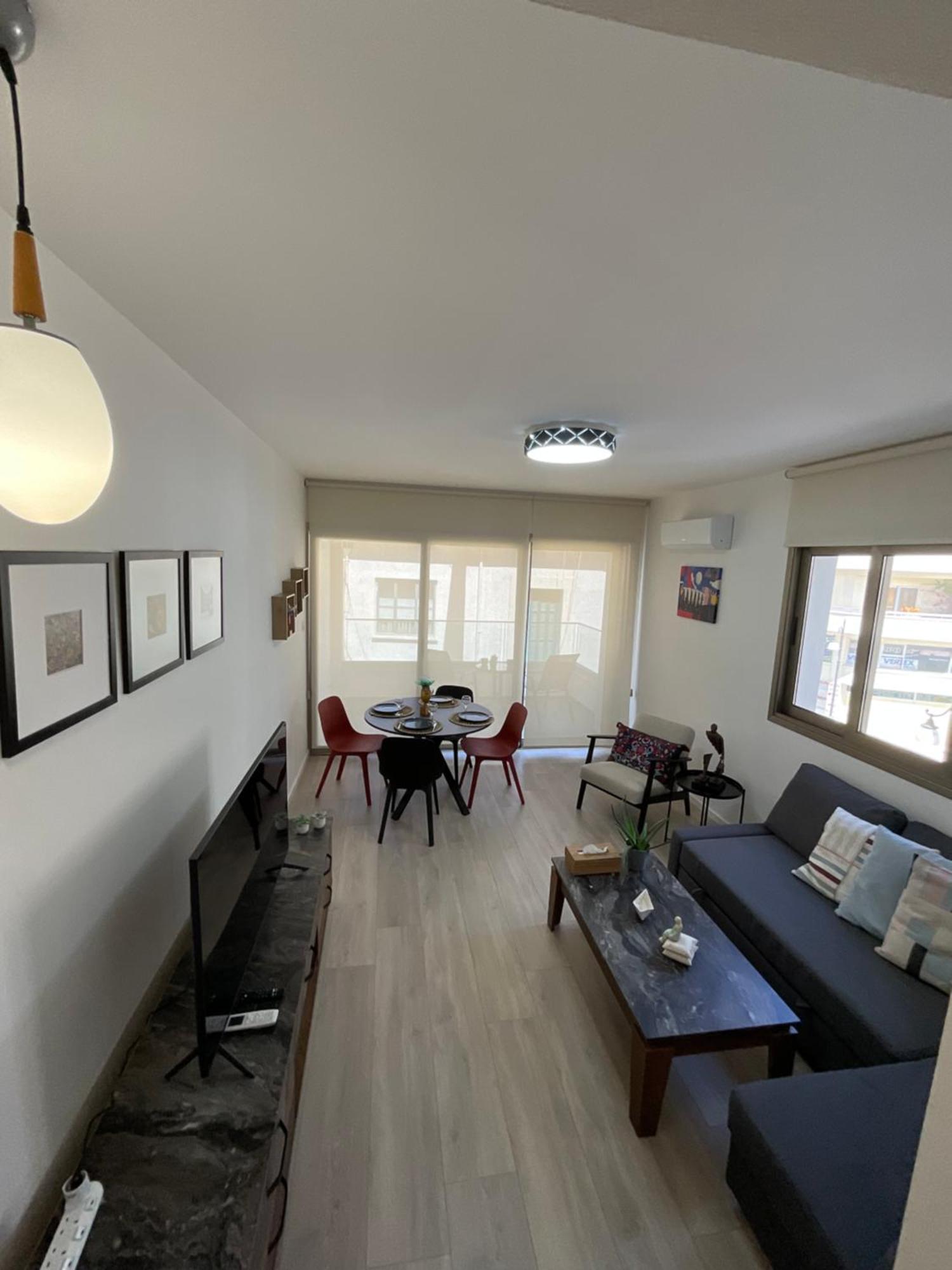 Le Voyageur Apartment Larnaca Ngoại thất bức ảnh